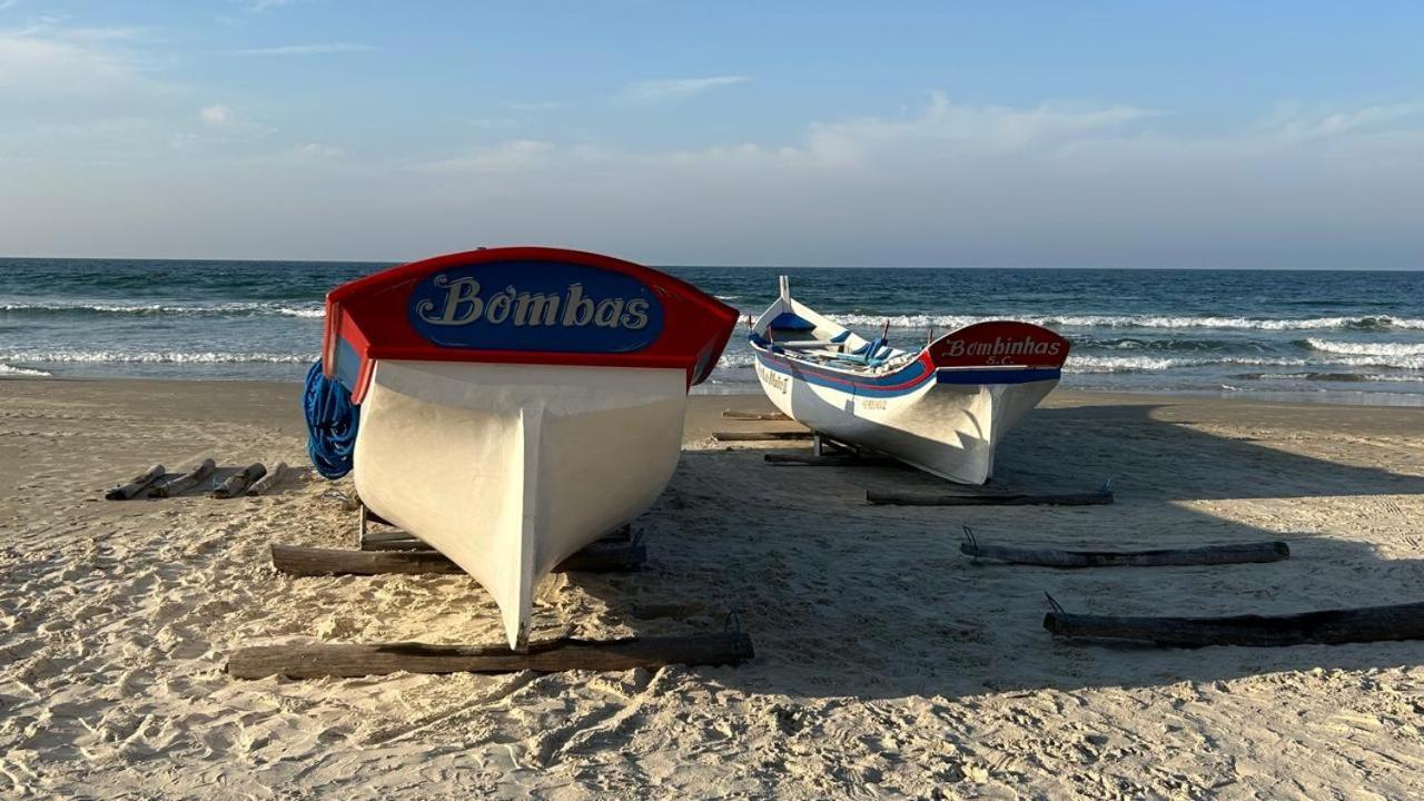 Appartement Bombas Bombinhas Pé na Areia, 50 metros do Mar!!!! Extérieur photo